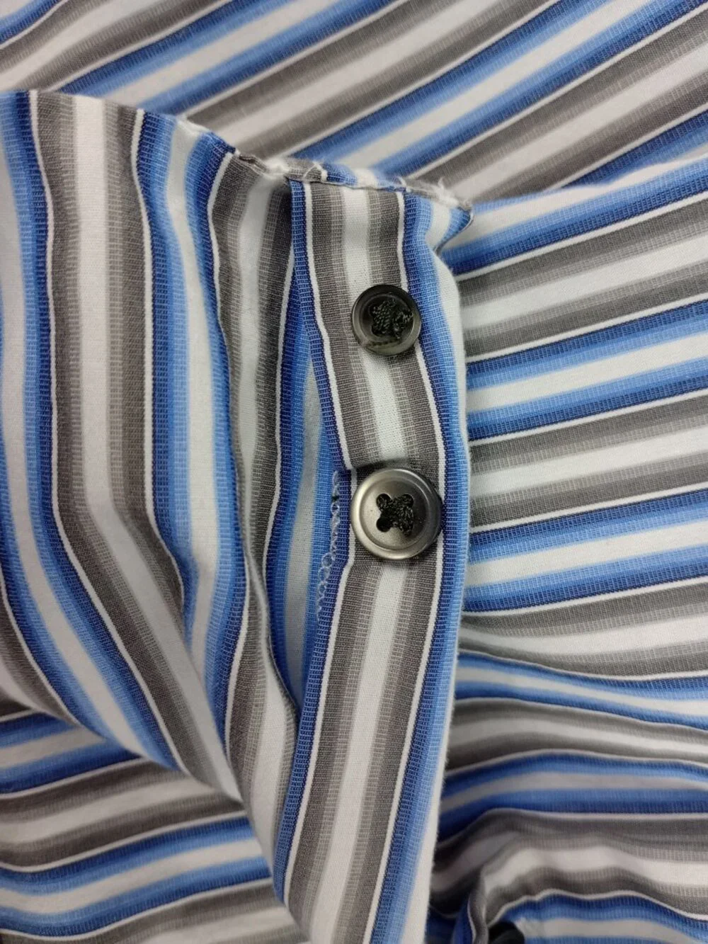Banana Republic Mens‎ XL Classic Fit Blue Striped Long Sleeve Button Down Shirt